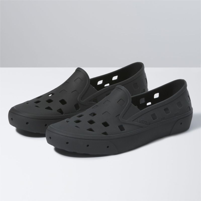 Zapatillas-Ua-Trek-Slip-On-Black