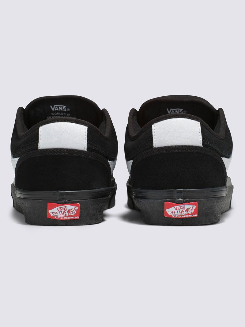 Zapatilla-Skate-Unisex-Chukka-Low-Sidestripe-Negro-Vans
