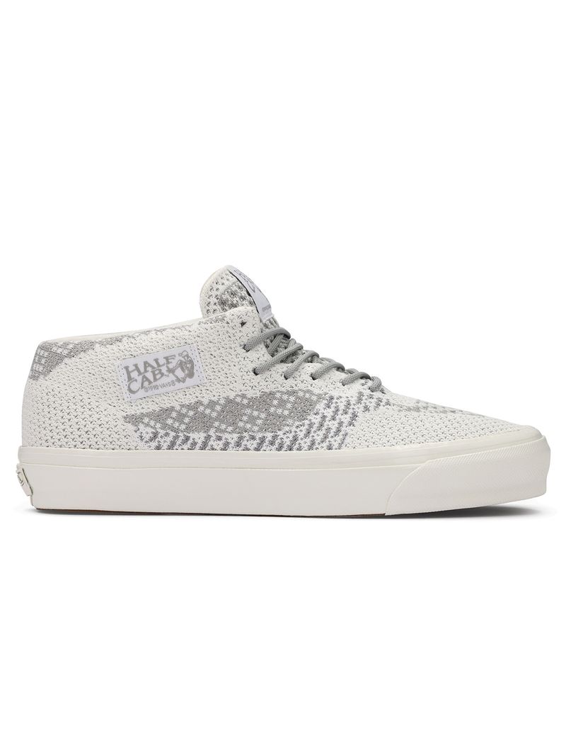 ZAPATILLA-HOMBRE-LX-HALF-CAB-33-EK-GRIS-VANS