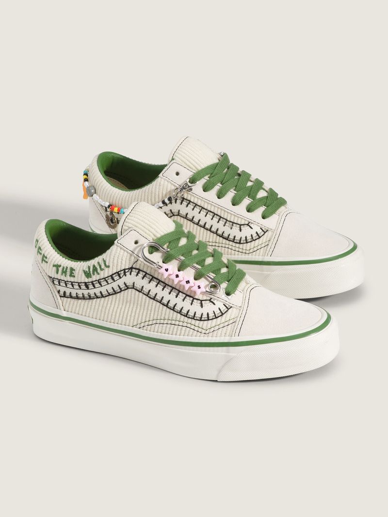 ZAPATILLA-MUJER-LX-Old-Skool-Charms-BLANCO-VANS