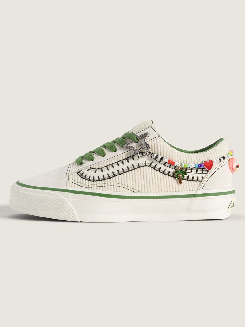 ZAPATILLA-MUJER-LX-Old-Skool-Charms-BLANCO-VANS