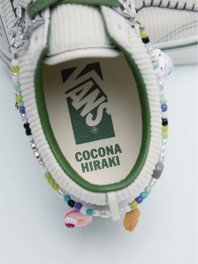 ZAPATILLA-MUJER-LX-Old-Skool-Charms-BLANCO-VANS