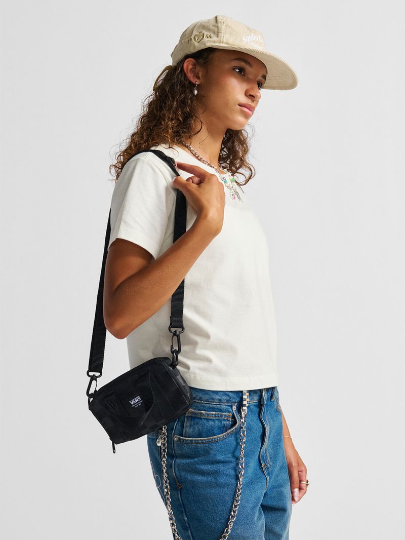 JOCKEY-UNISEX-STUDIO-VANS-UNSTRUCT-CAFE-VANS