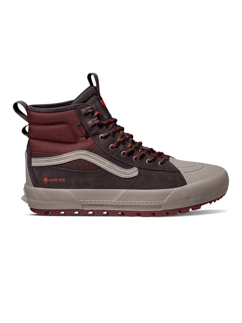 Zapatilla Casual Unisex MTE Sk8-Hi Gore-tex Chocolate Vans