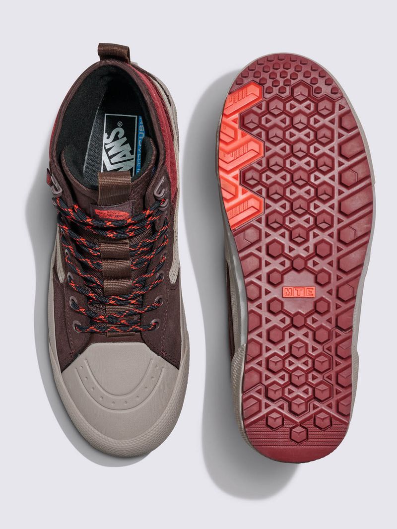 Zapatilla Casual Unisex MTE Sk8-Hi Gore-tex Chocolate Vans