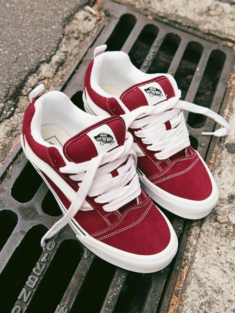 ZAPATILLA-UNISEX-Knu-Skool-ROJO-VANS
