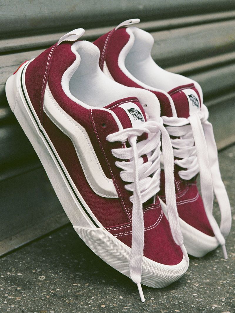 ZAPATILLA-UNISEX-Knu-Skool-ROJO-VANS