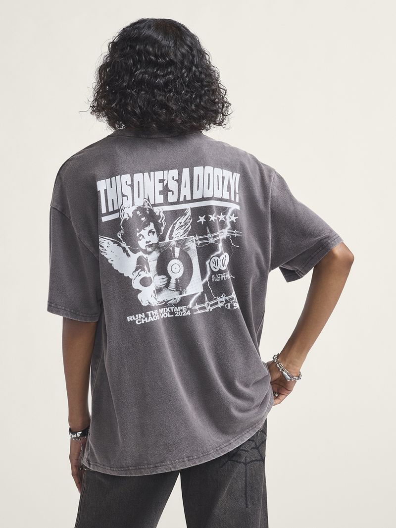 Polera-M-C-Mujer-Earthbound-Outsized-Negro-Vans