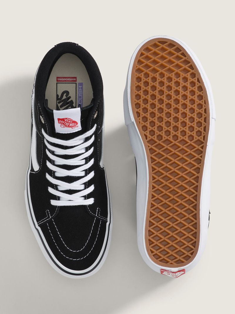 Zapatillas-MnSkate-Sk8-Hi-Black-White