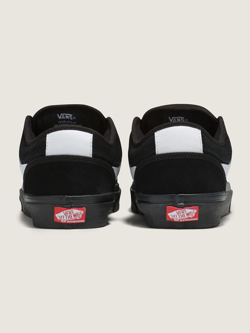 Zapatilla-Skate-Unisex-Chukka-Low-SideStripe-Negro-Vans