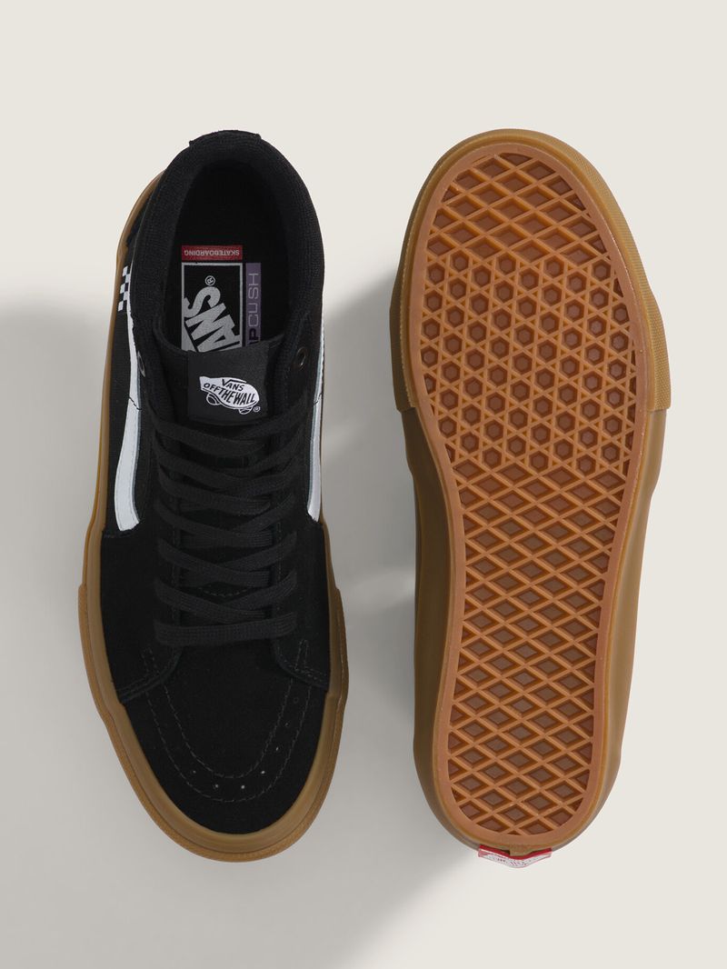 Zapatillas-MnSkate-Sk8-Hi-Black-Gum