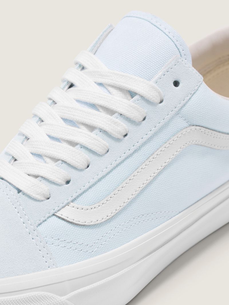 Zapatilla-Adulto-Premium-Old-Skool-Celeste-Vans