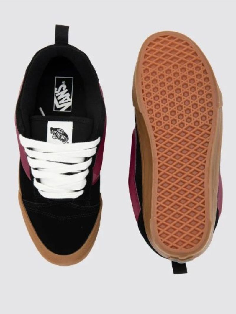 Zapatilla-Adulto-Knu-Skool-Negro-Vans