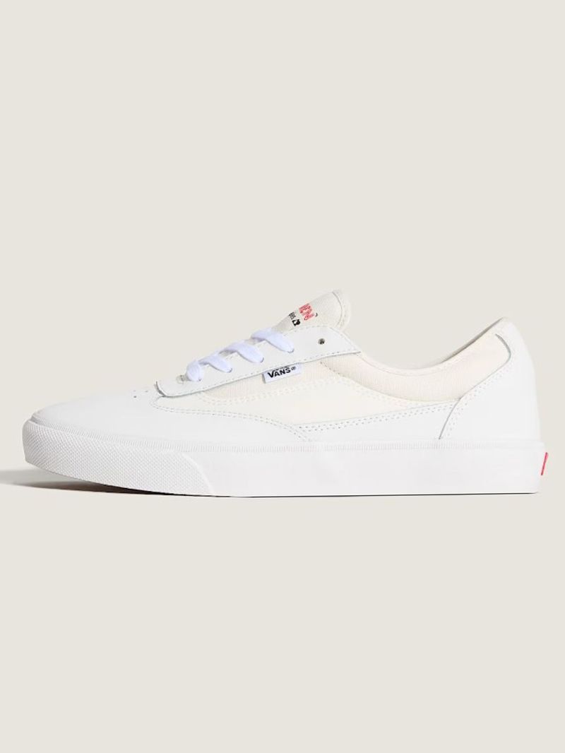Zapatilla Adulto Skate Curren Caples Blanco Vans