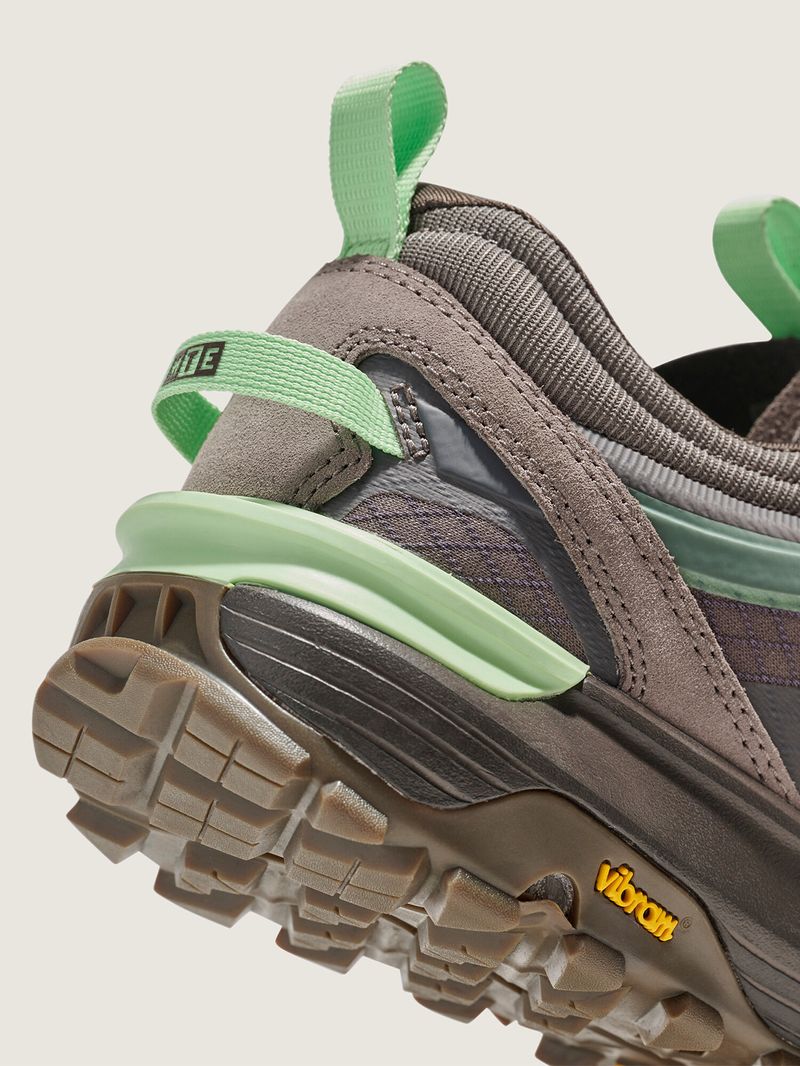 Zapatilla Unisex MTE Crosspath XC Gris Vans