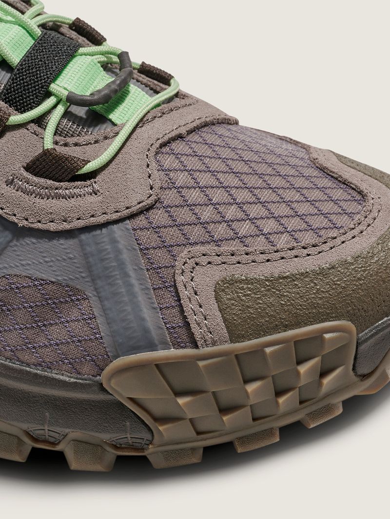 Zapatilla Unisex MTE Crosspath XC Gris Vans