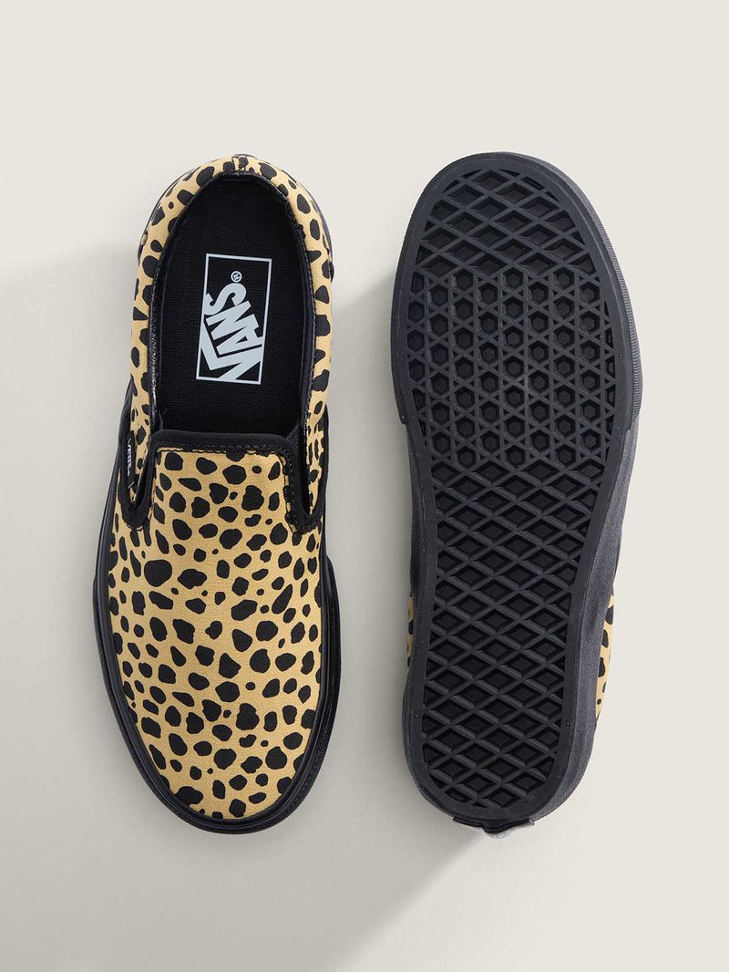 ZAPATILLA MUJER Classic Slip-On NEGRO VANS